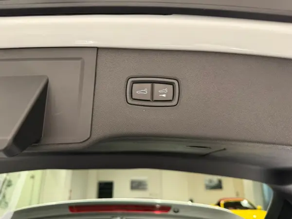 Porsche Cayenne 3.0 Tiptronic S 4WD — photo 9