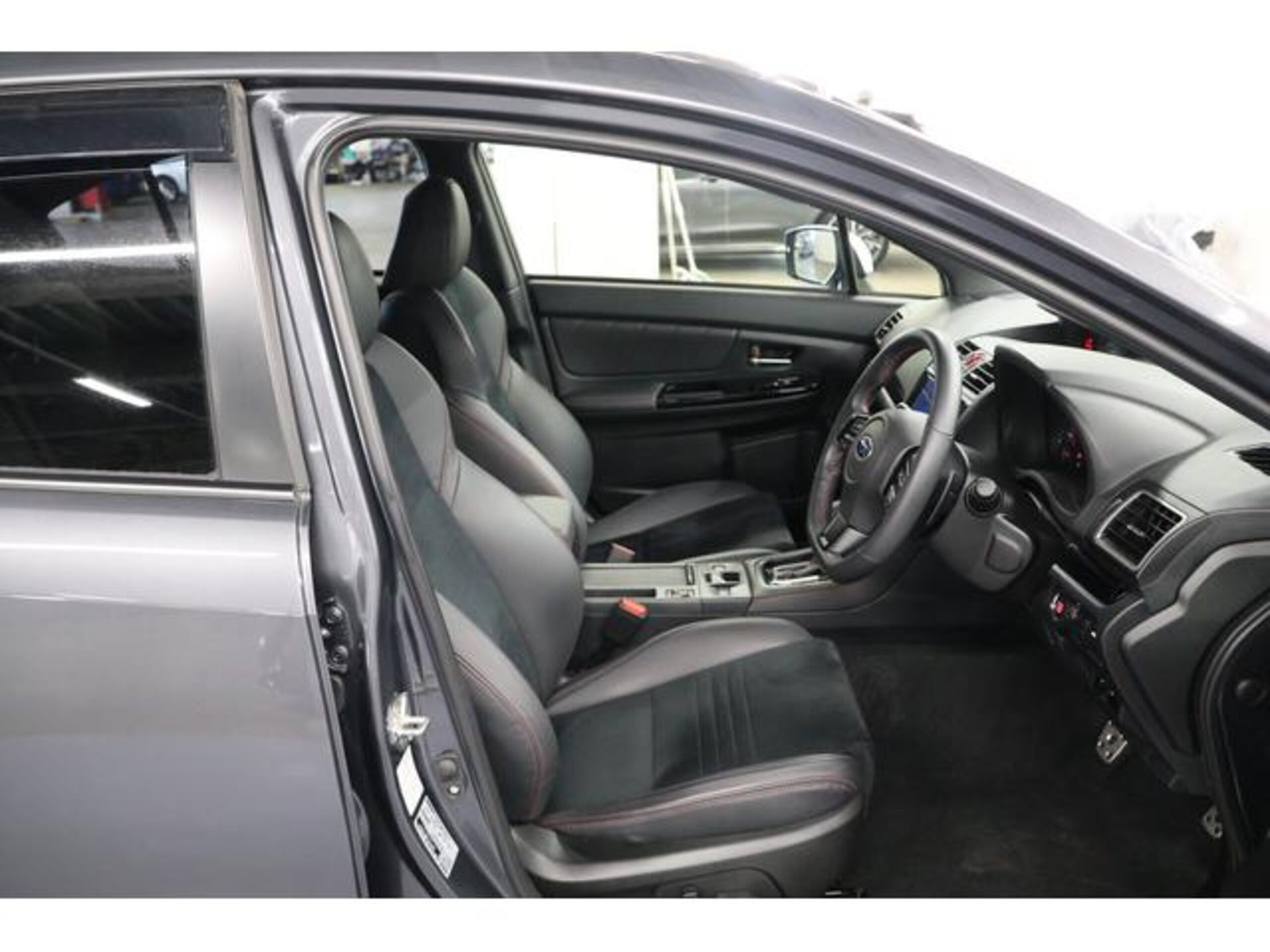 Subaru WRX S4 2.0GT-S EyeSight 4WD 245 Tire Model with Touring Assist — photo 8