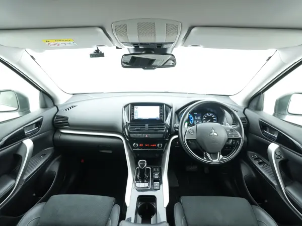 Mitsubishi Eclipse Cross PHEV 2.4 G 4WD — photo 8