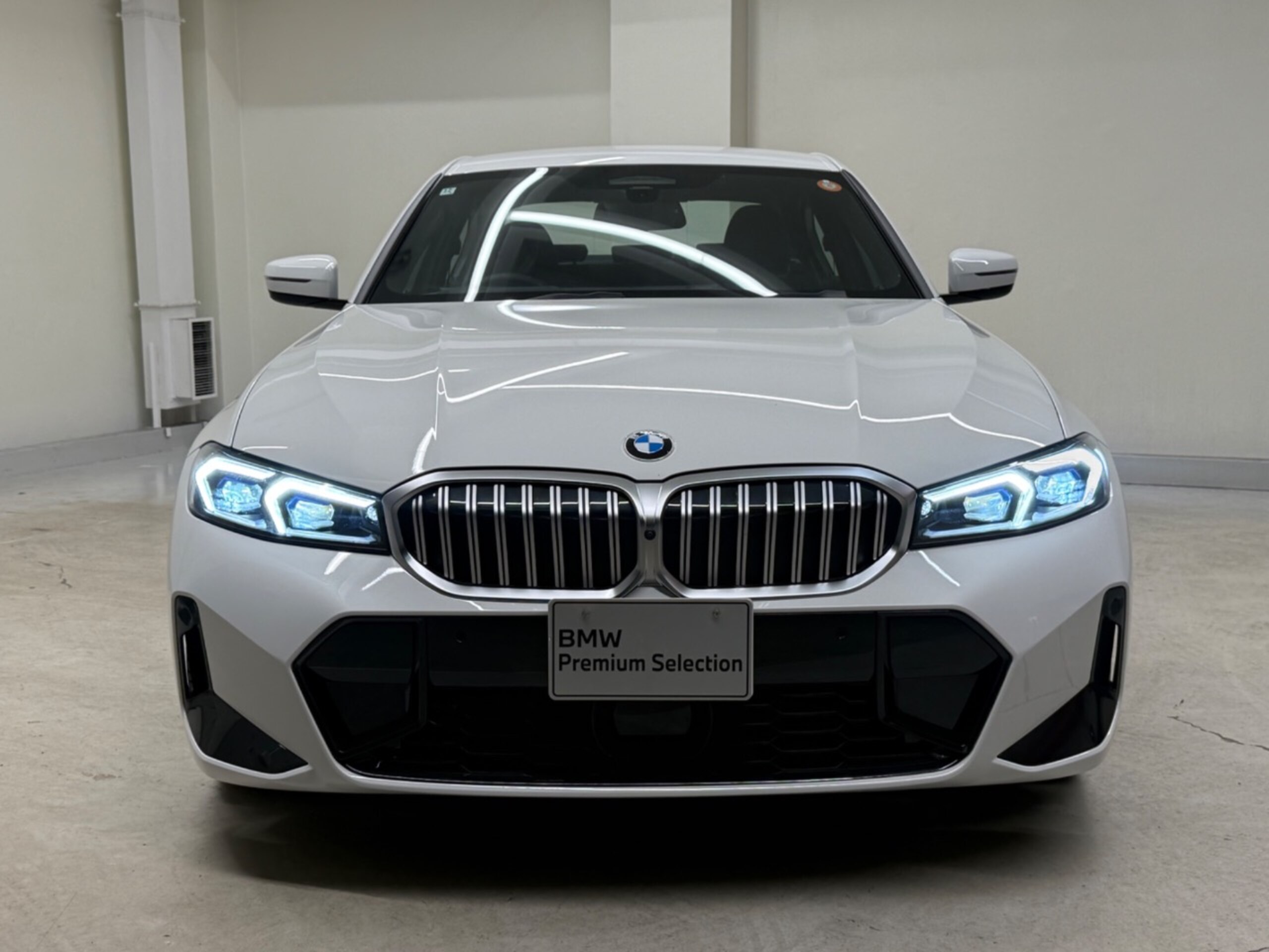 2024 Bmw 3 Series — photo 3