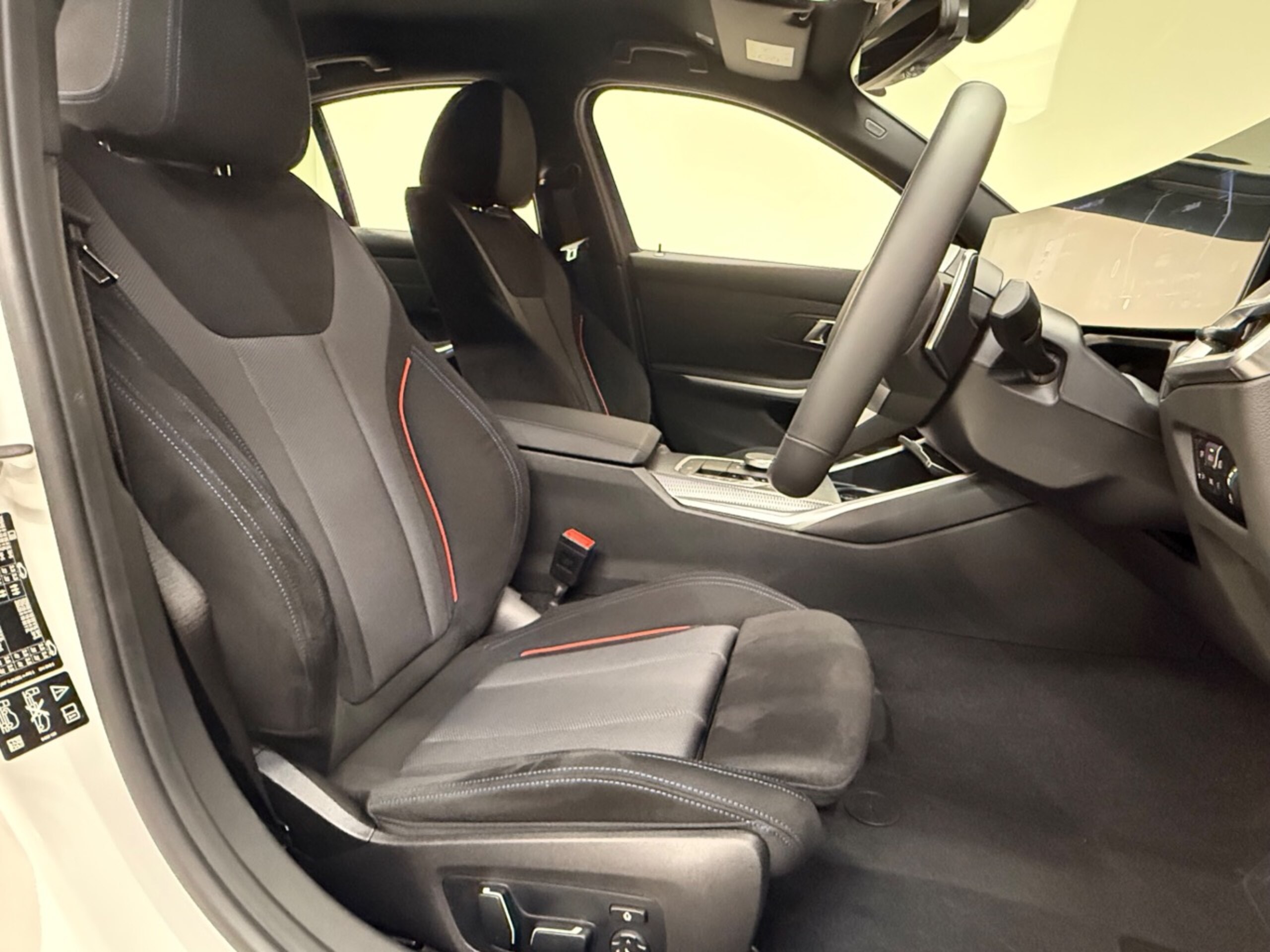 BMW 3 Series 320d xDrive M Sport Diesel Turbo 4WD — photo 8