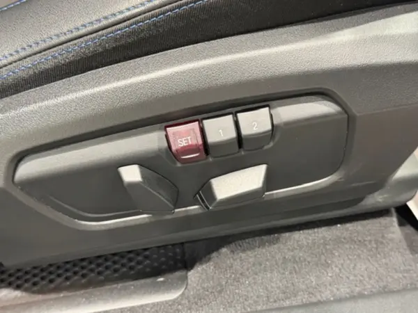 BMW X1 xDrive20d M Sport DCT Diesel Turbo 4WD — photo 9