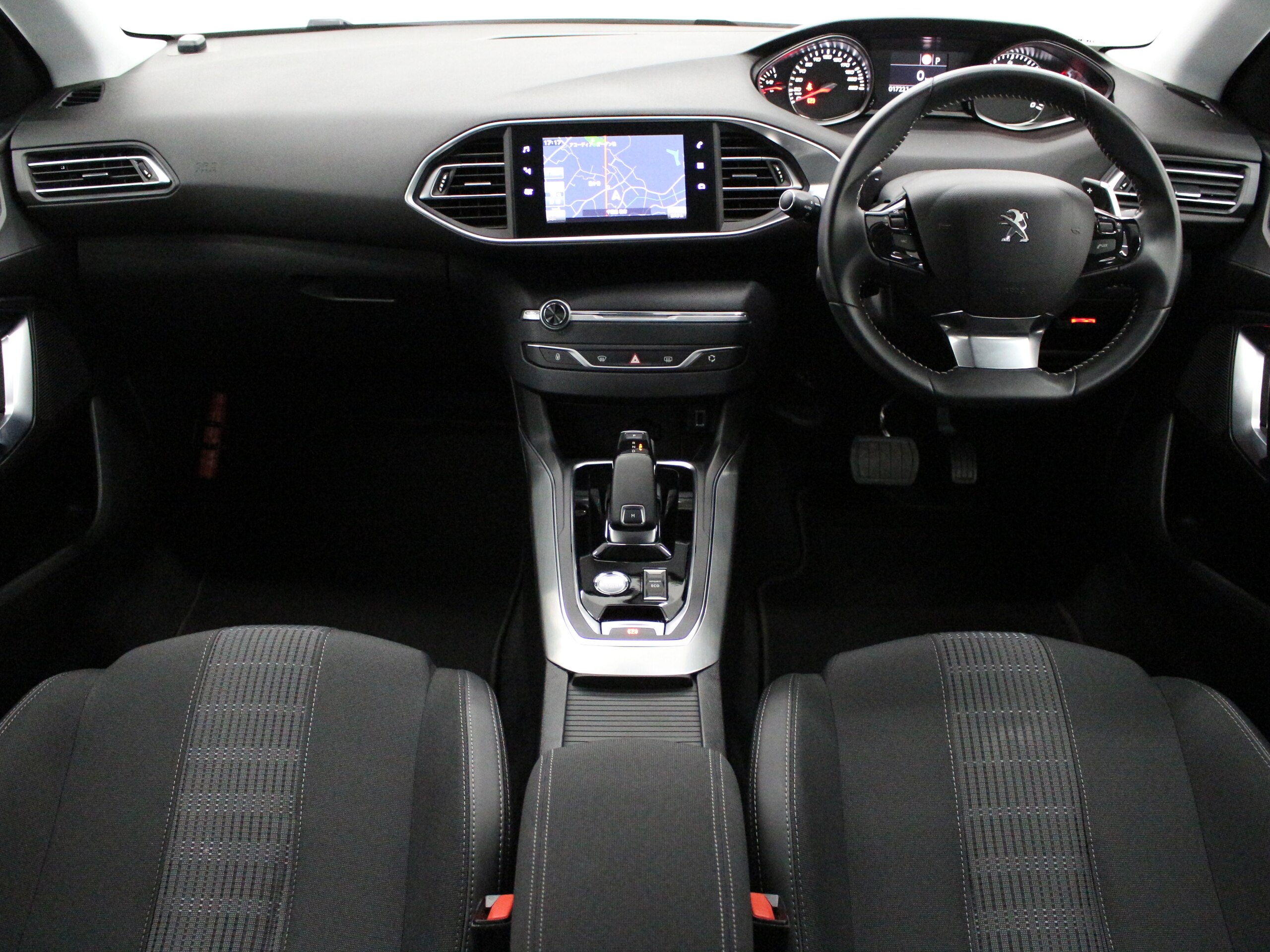 Peugeot 308 Allure Facelift 8AT with Factory Navigation, Full-Seg, CarPlay, Bluetooth, USB Input, ETC, Rear Camera, Parking Sensors, Collision Mitigation System, Cruise Control, Paddle Shifters, Smart Key, LED Headlights, Auto Lights, Auto Air Conditioning (Magnetic Blue) — photo 7