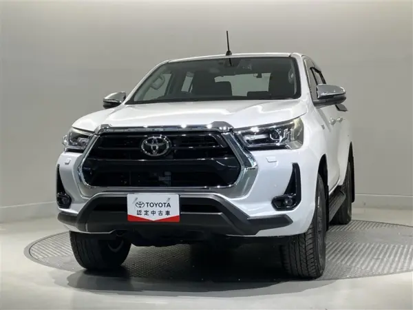 2024 Toyota Hilux — photo 2