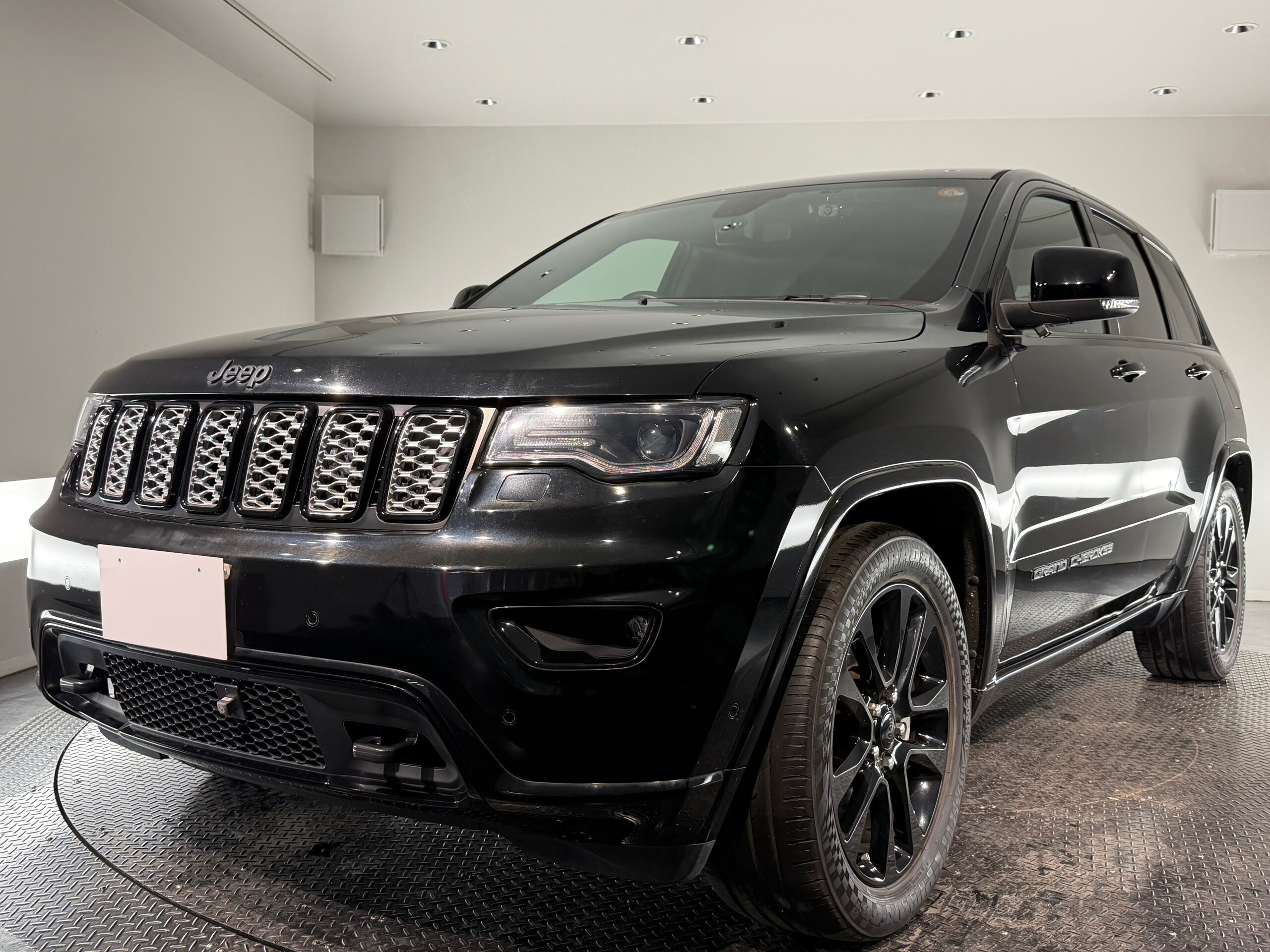 Jeep Grand Cherokee Altitude 4WD