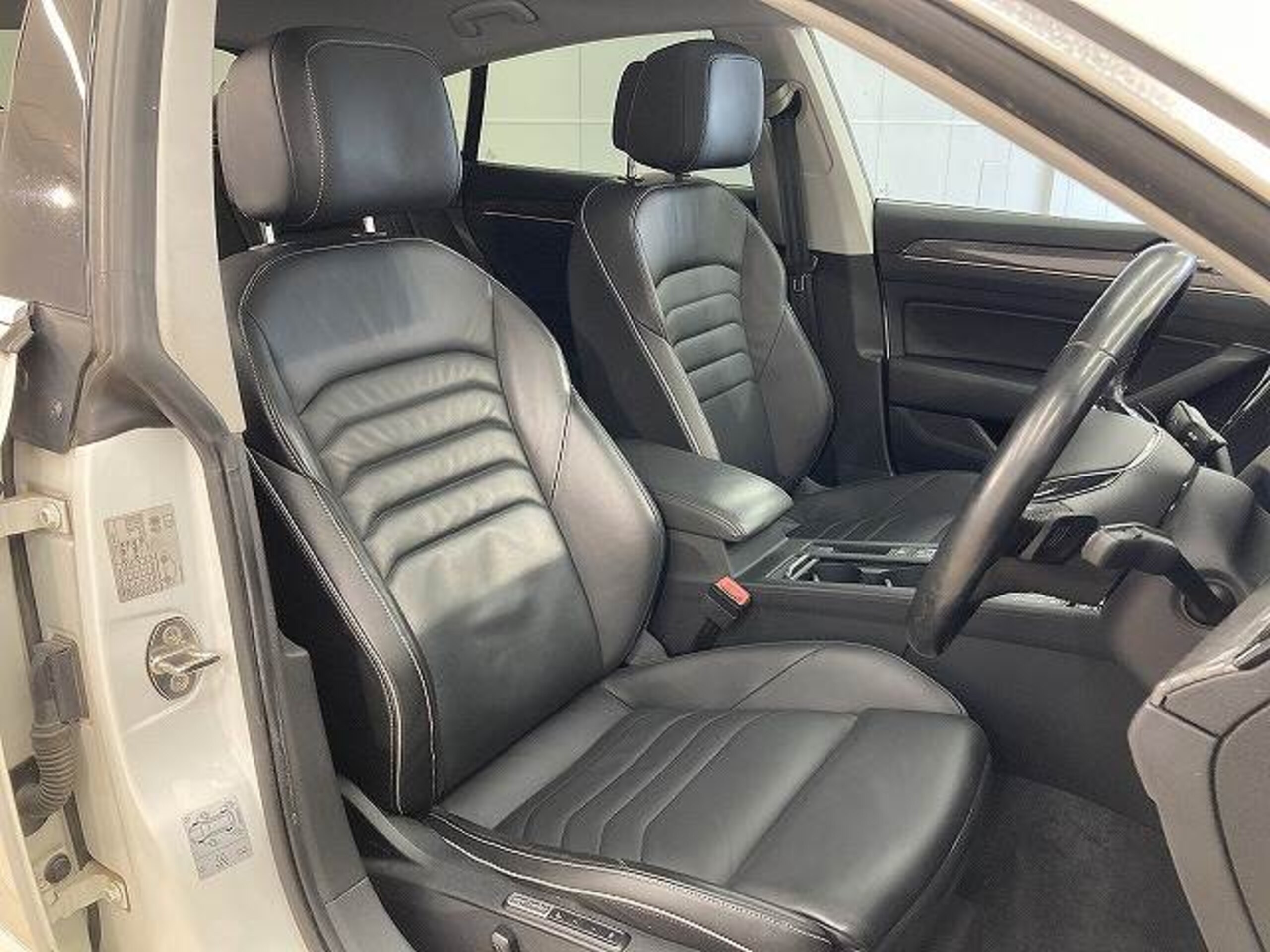 Volkswagen Arteon TSI 4Motion Elegance 4WD — photo 7