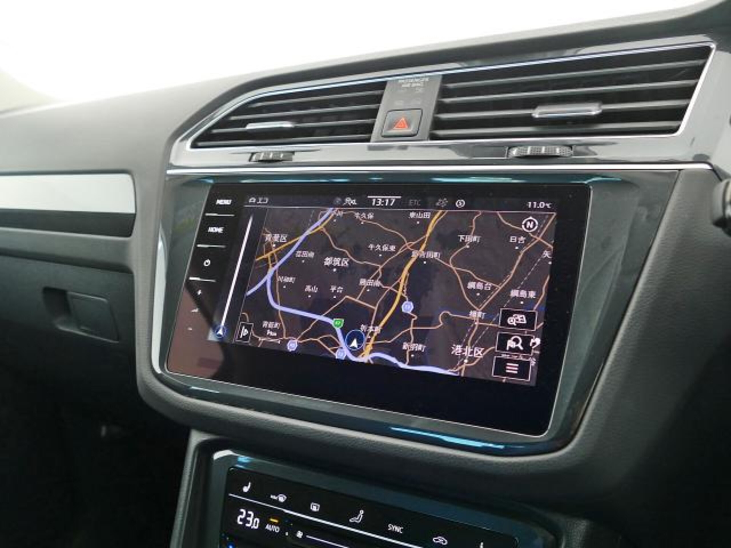 Volkswagen Tiguan TSI Elegance — photo 8