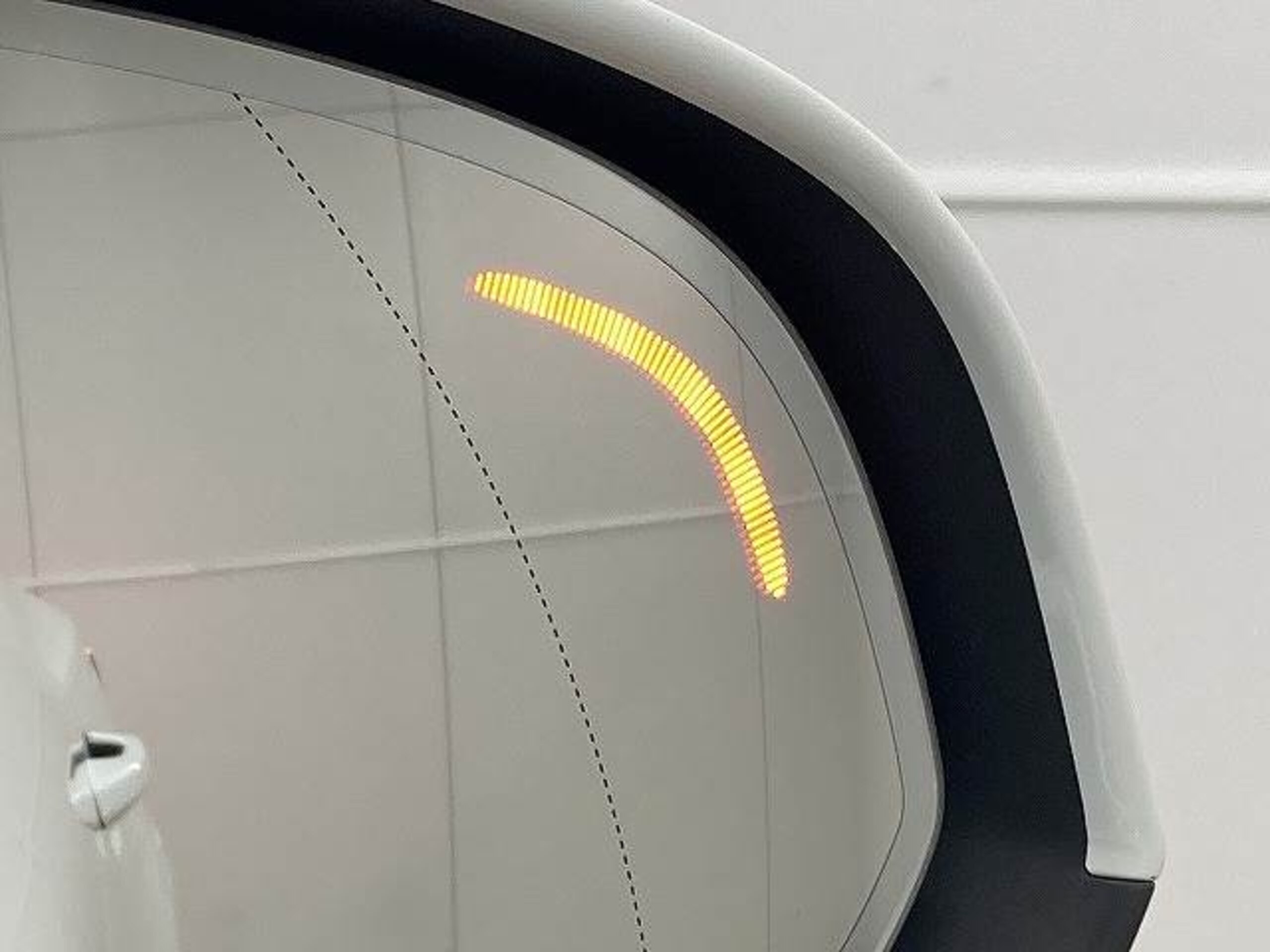 Volvo XC40 B3 Momentum — photo 8