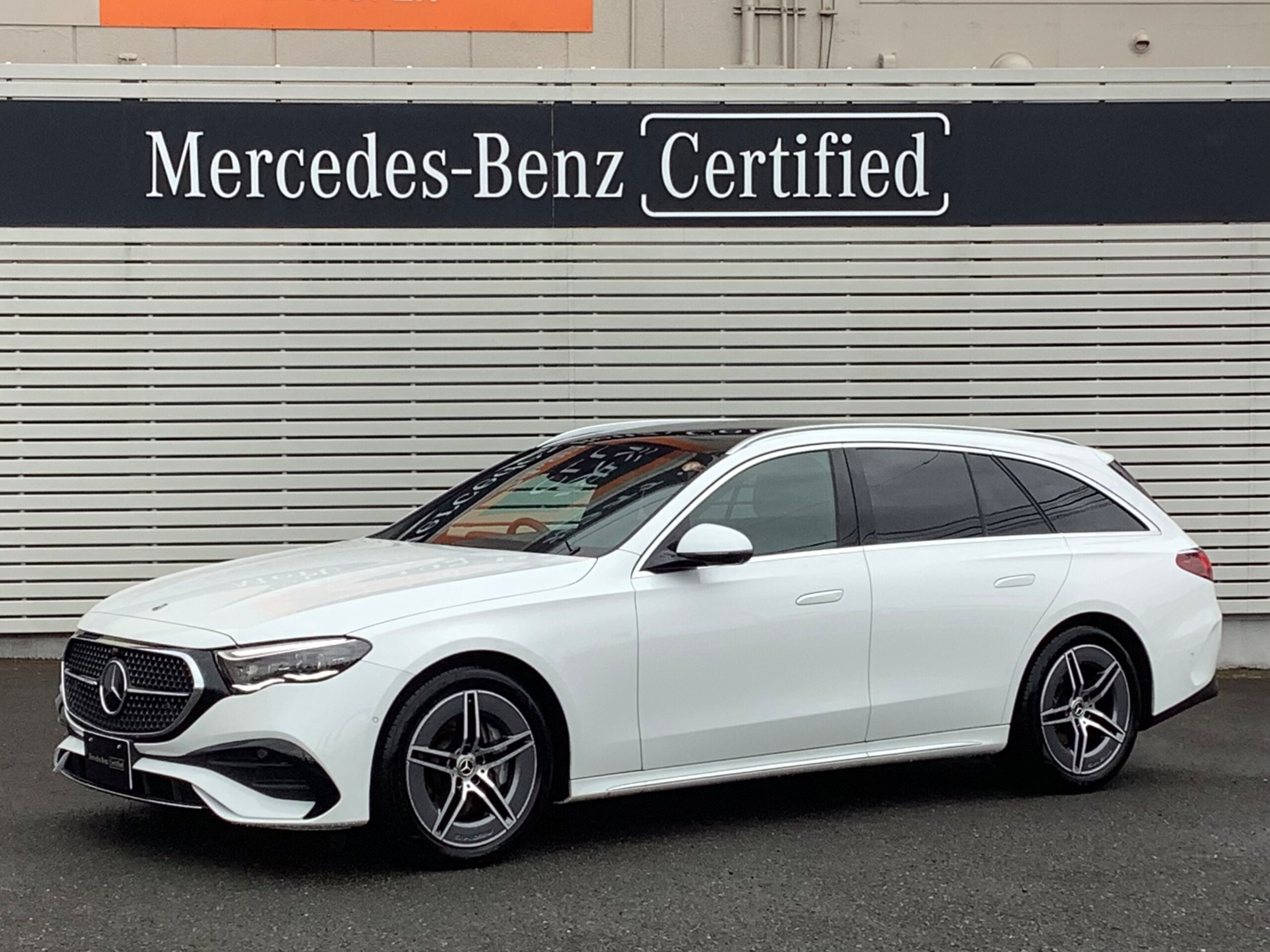 Mercedes-Benz E-Class Wagon E200 Avantgarde AMG Line Package (ISG Model) MP202401