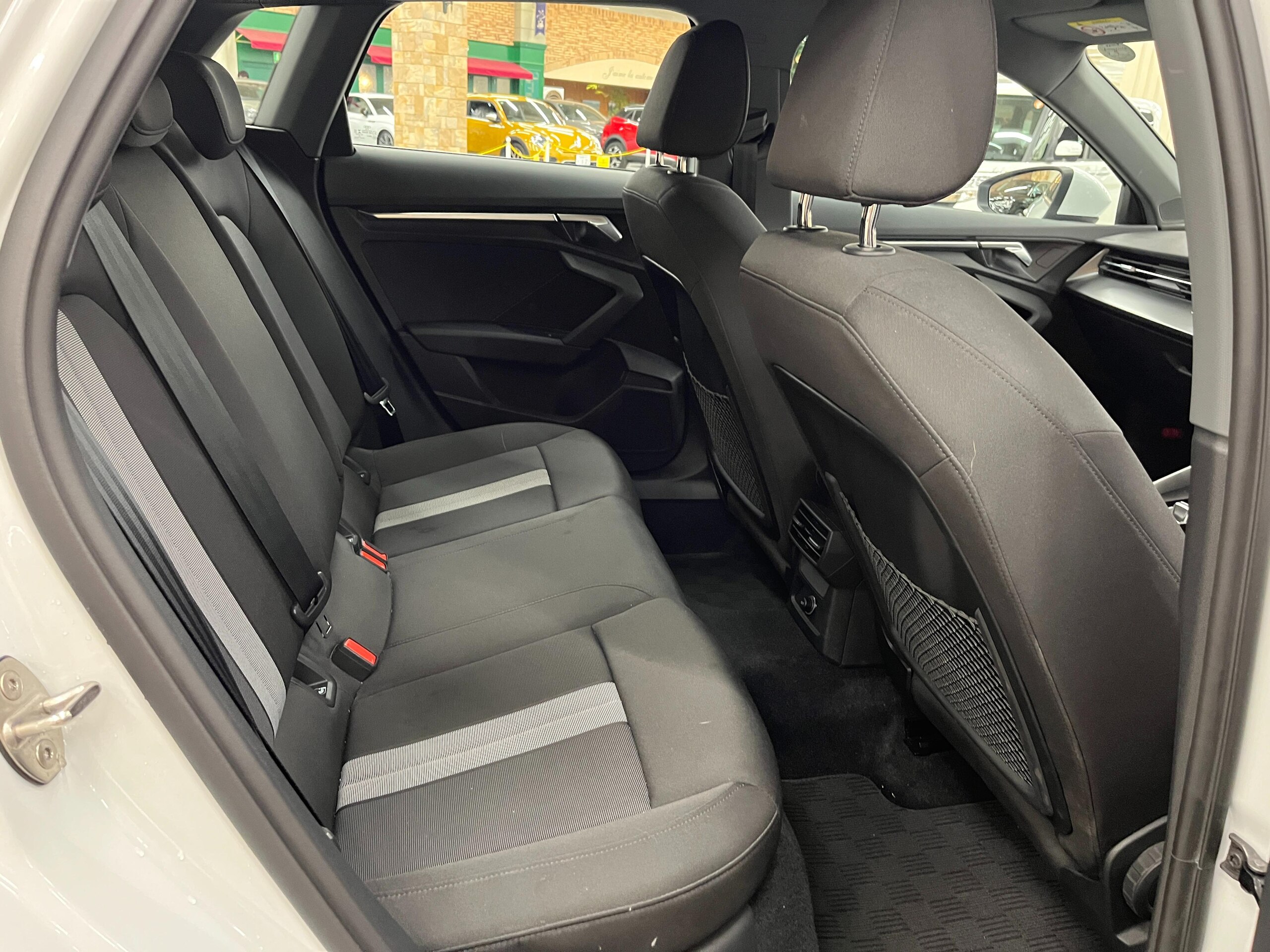 Audi A3 Sportback 30 TFSI Advanced — photo 8