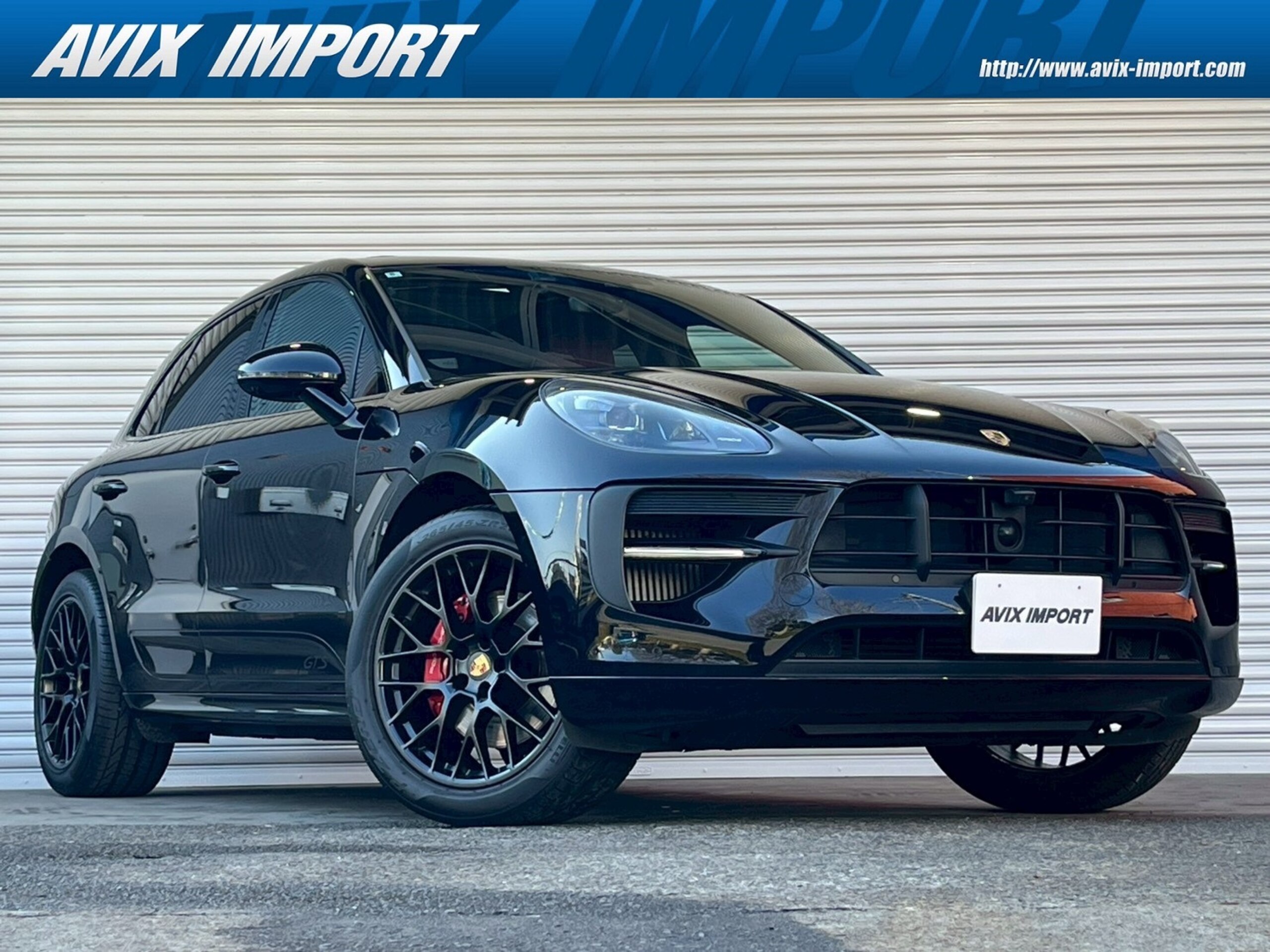 Porsche Macan GTS PDK 4WD Late Model V6 Twin Turbo Sports Chrono Package Panorama Red/Black Leather