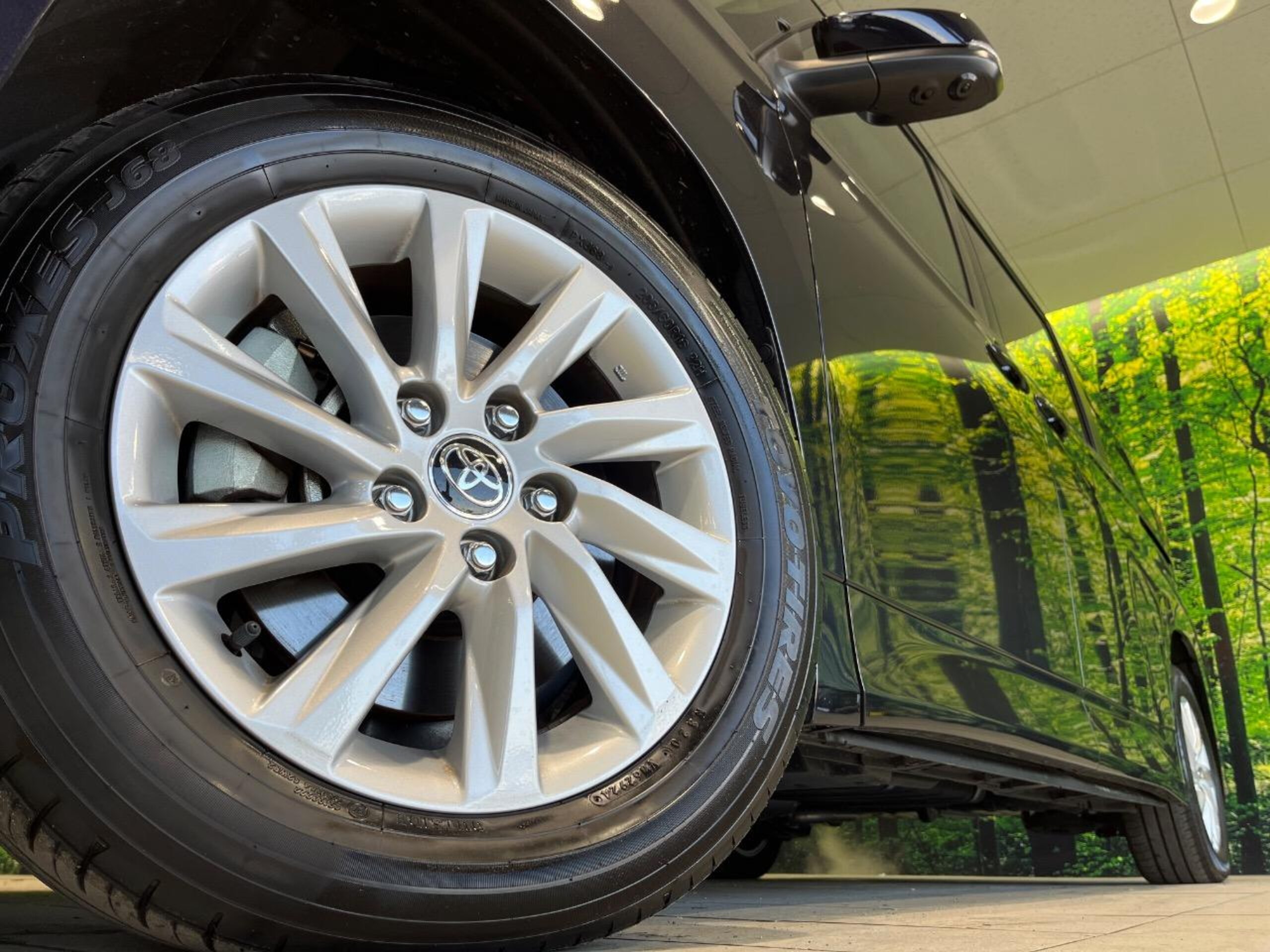 Toyota Noah 2.0 Z 7-Seater — photo 9