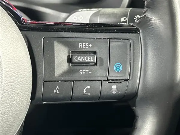 2022 Nissan Xtrail — photo 3