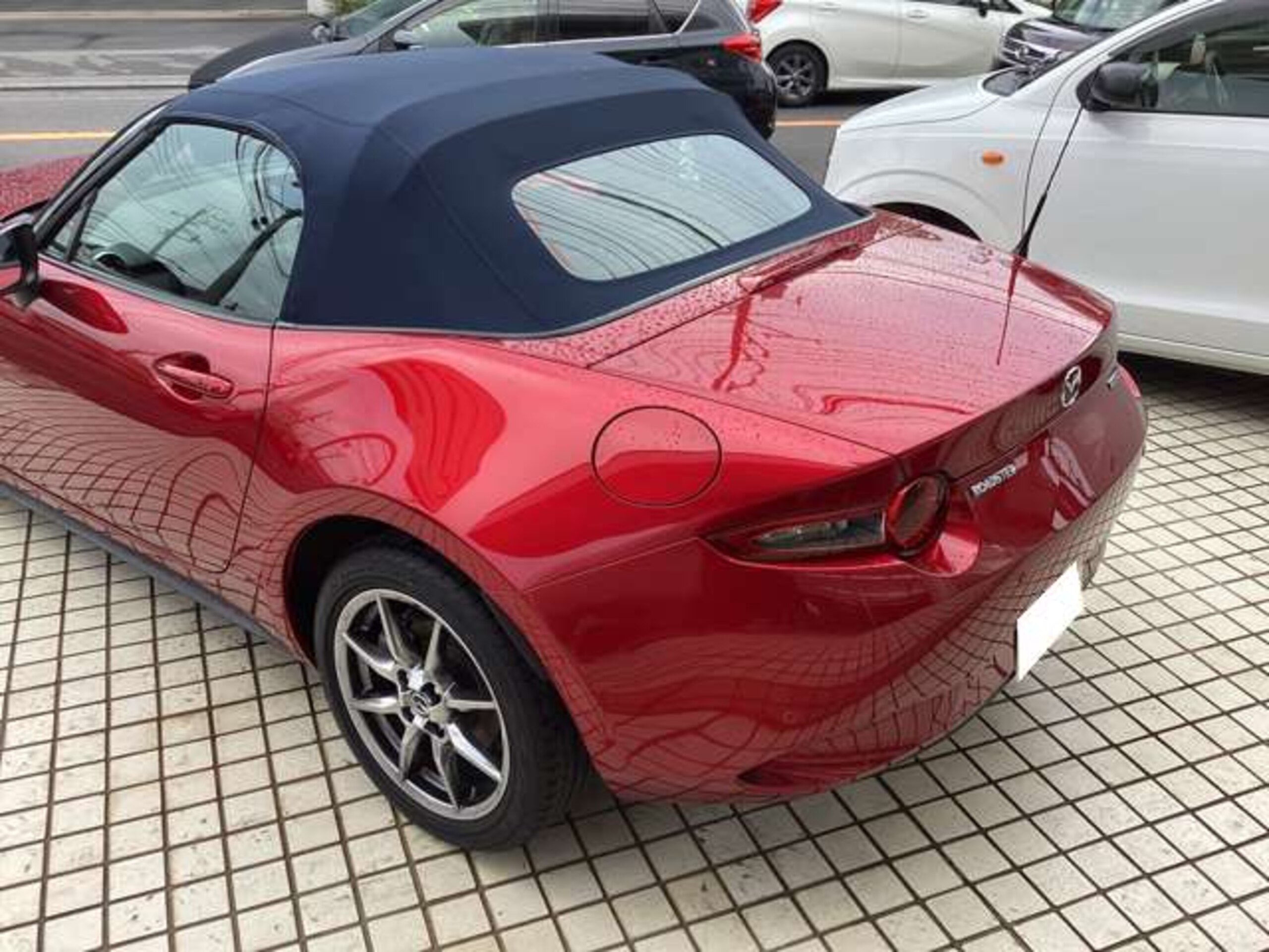 2022 Mazda Roadster — photo 3
