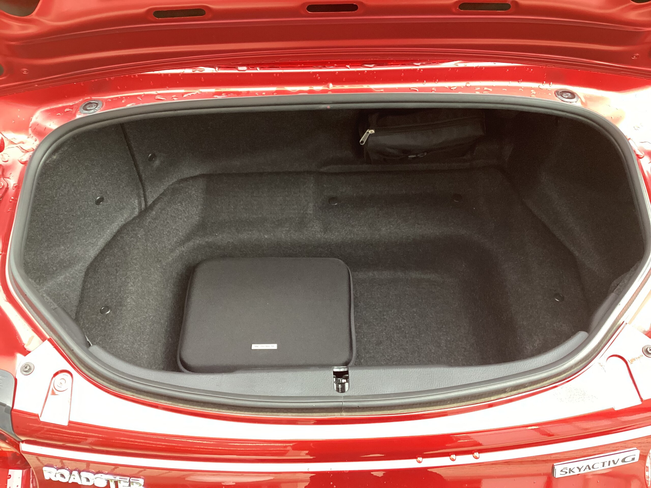 Mazda Roadster 1.5 Manual Navy Top — photo 9