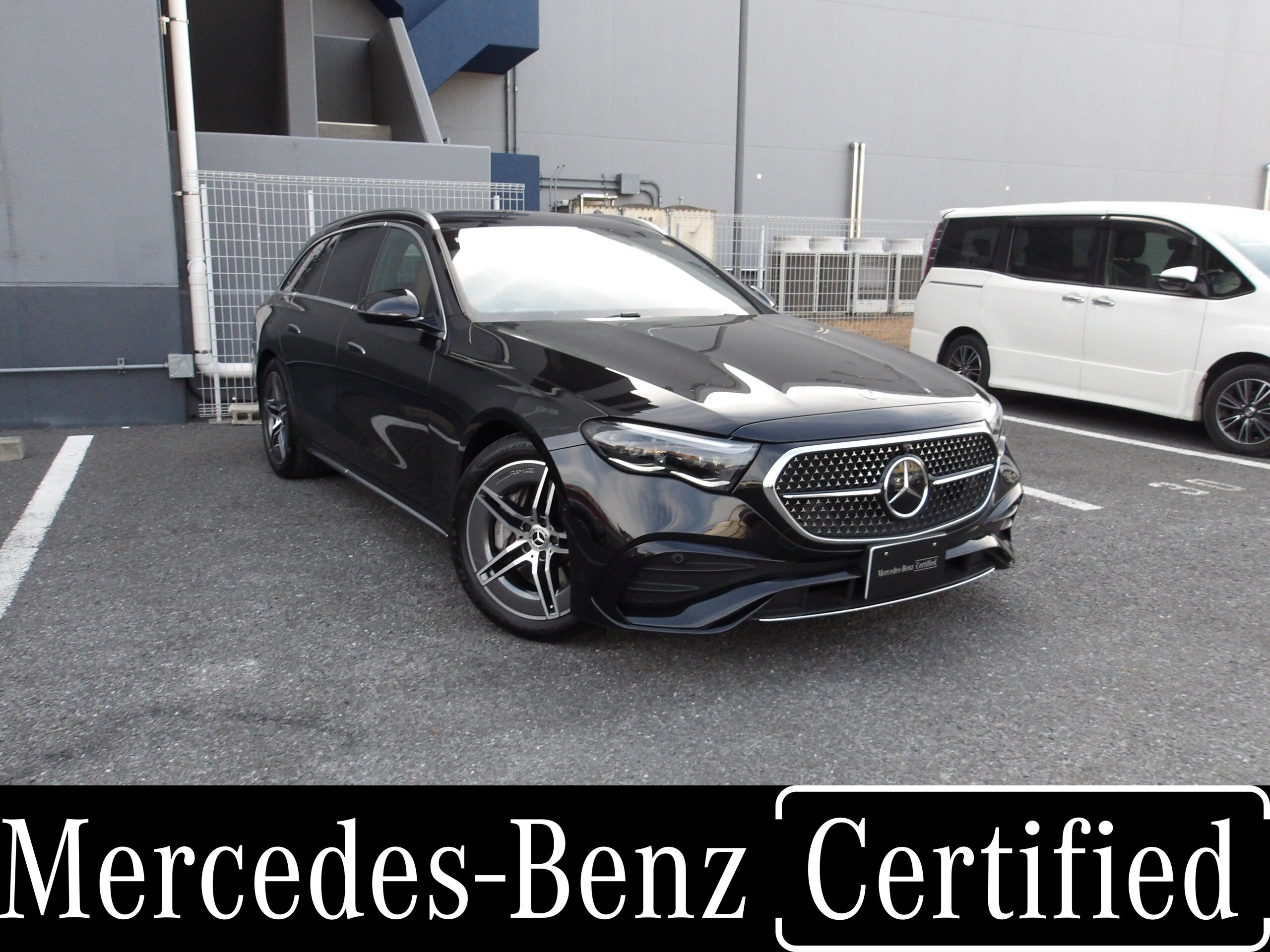 Mercedes-Benz E-Class Wagon E220 d Avantgarde AMG Line Package (ISG) Diesel Turbo MP202401 Leather EXC/SR/Advanced P (2401) (Obsidian Black)