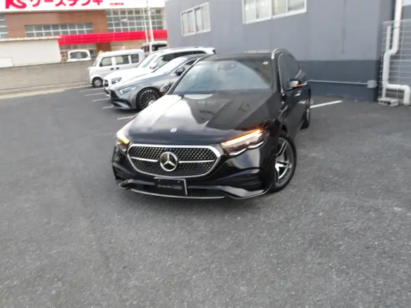 Mercedes-Benz E-Class Wagon E220 d Avantgarde AMG Line Package (ISG Equipped Model) Diesel Turbo MP202401 Leather EXC・SR・Advanced P・(2401) (Obsidian Black) — photo 7
