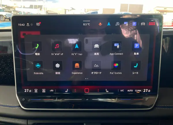 Volkswagen Tiguan TDI 4Motion R-Line Diesel Turbo 4WD Demo Car Genuine Navigation Around View Camera ETC LED Matrix Headlights IQ.LIGHT HD ACC Power Tailgate Genuine 20-inch Alloy Wheels (Persimmon Red Metallic) — photo 8