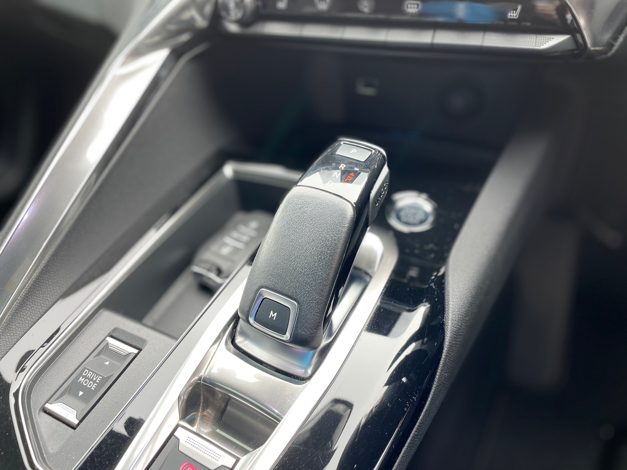 Peugeot 3008 GT — photo 7