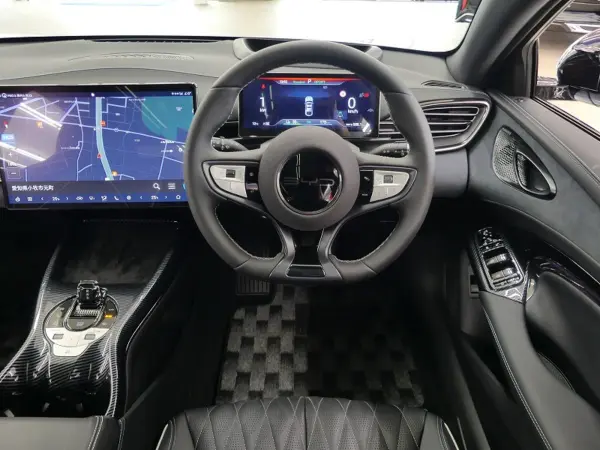 BYD Seal AWD Panoramic Glass Roof / 15.6-inch Touch Screen / Dynaudio Sound / Apple CarPlay & Android Auto / Nappa Leather Seats / Air Seats & Seat Heaters / Around View (Aurora White) — photo 9