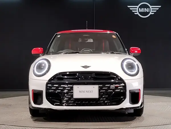 2025 Mini Cooper — photo 3
