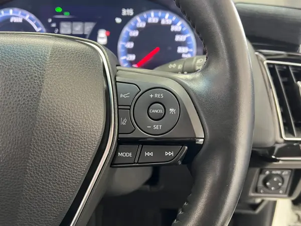 2018 Toyota Crown — photo 2 | Tuminion Kenya