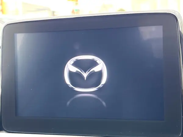 2022 Mazda Roadster — photo 3