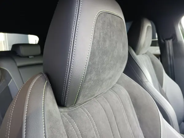 Peugeot 308GT BlueHDi Diesel Turbo — photo 9