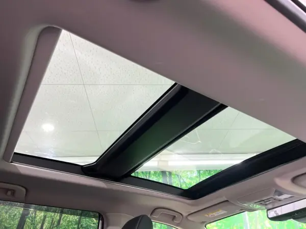2023 Toyota  Rav4 — photo 3