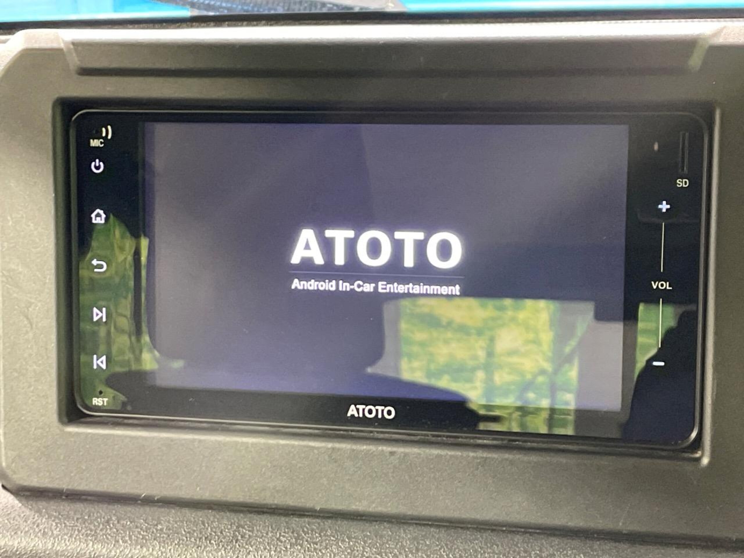 Suzuki Jimny Sierra 1.5 JL with Safety Support, 4WD, Display Audio, Smart Key, Heated Seats — photo 7