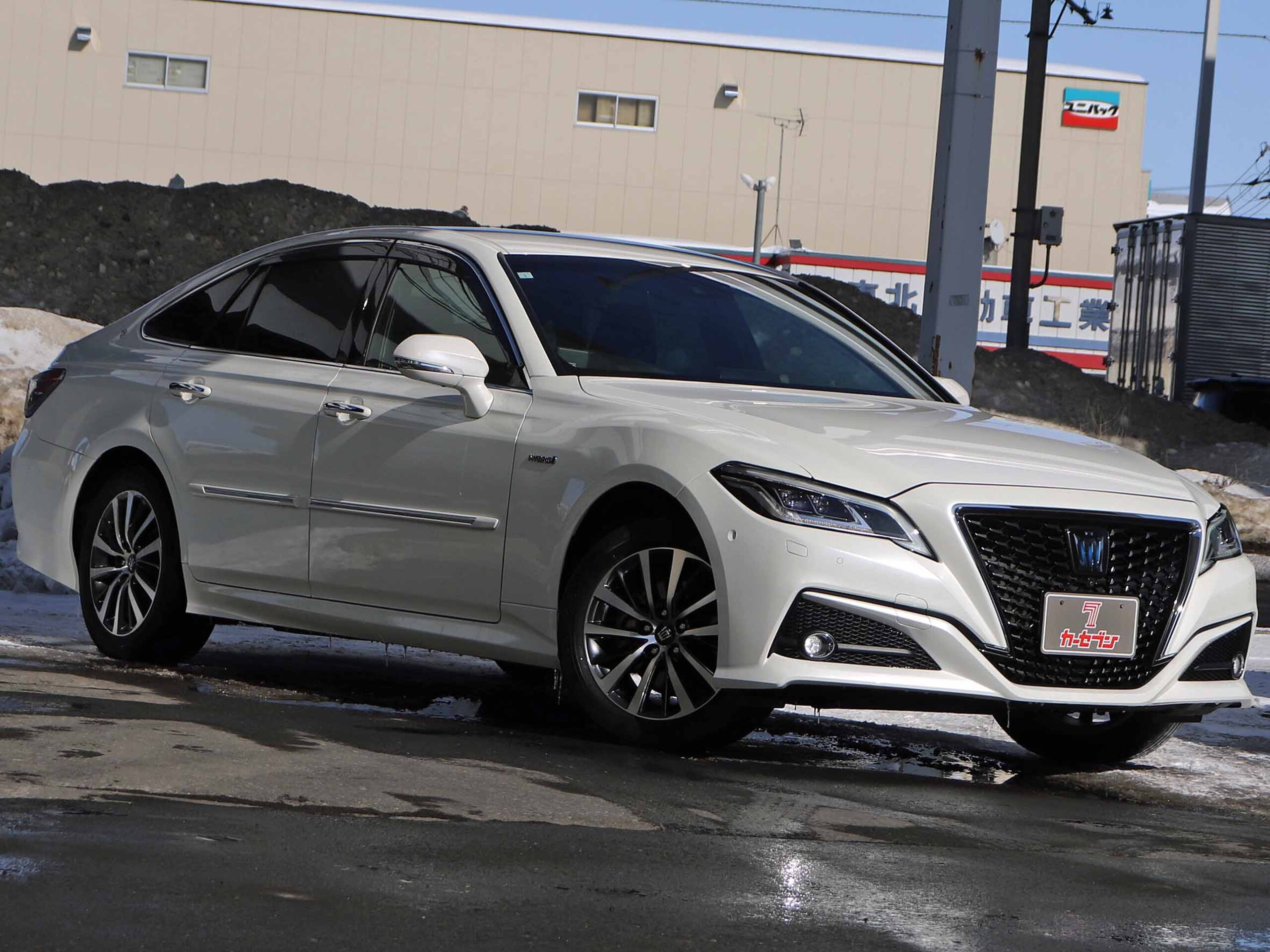 2019 Toyota Crown — photo 3