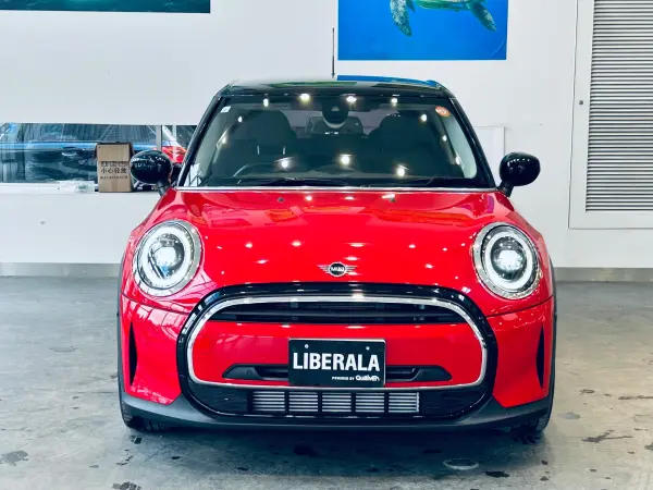 Mini Cooper D 5-Door Premium Plus Package DCT Pepper P Intelligent Safety ACC Genuine Display Audio Apple CarPlay Backup Camera Genuine 16-inch AW LED Headlights Clearance Sonar Half Leather Seat Heater Wireless Charging Smart Key (Chili Red) — photo 8