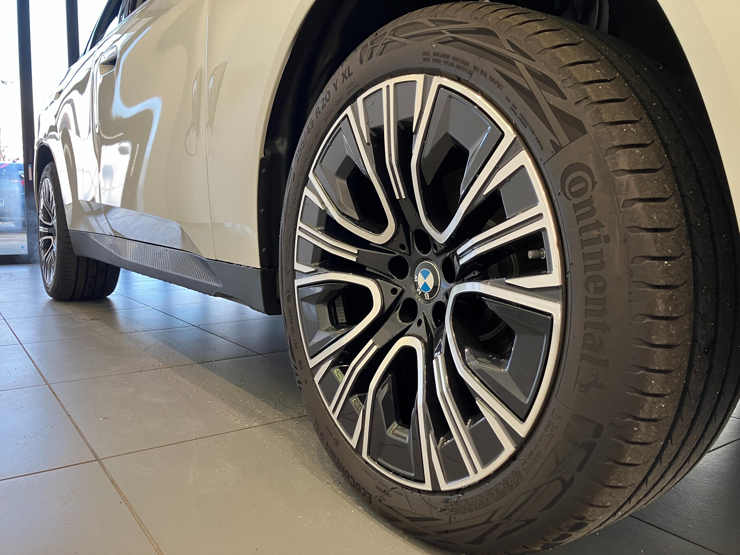BMW X3 xDrive xLine 4WD Mineral White Black Leather — photo 9