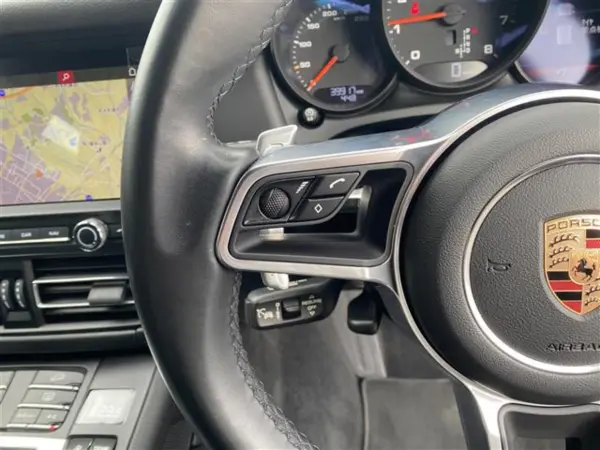 Porsche Macan PDK 4WD — photo 7