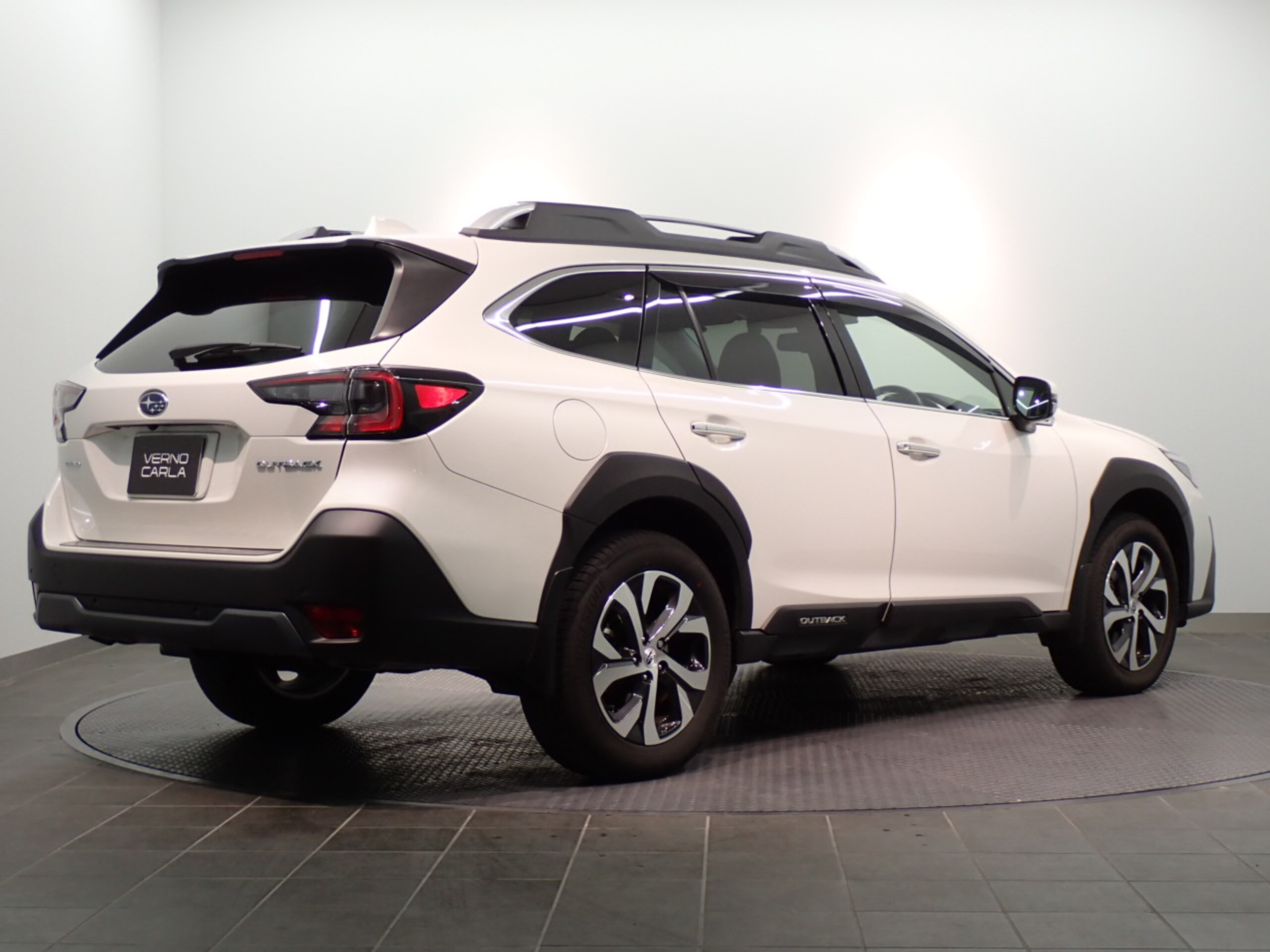 2023 Subaru Legacy Outback — photo 3