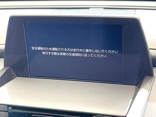 2020 Toyota Crown — photo 3