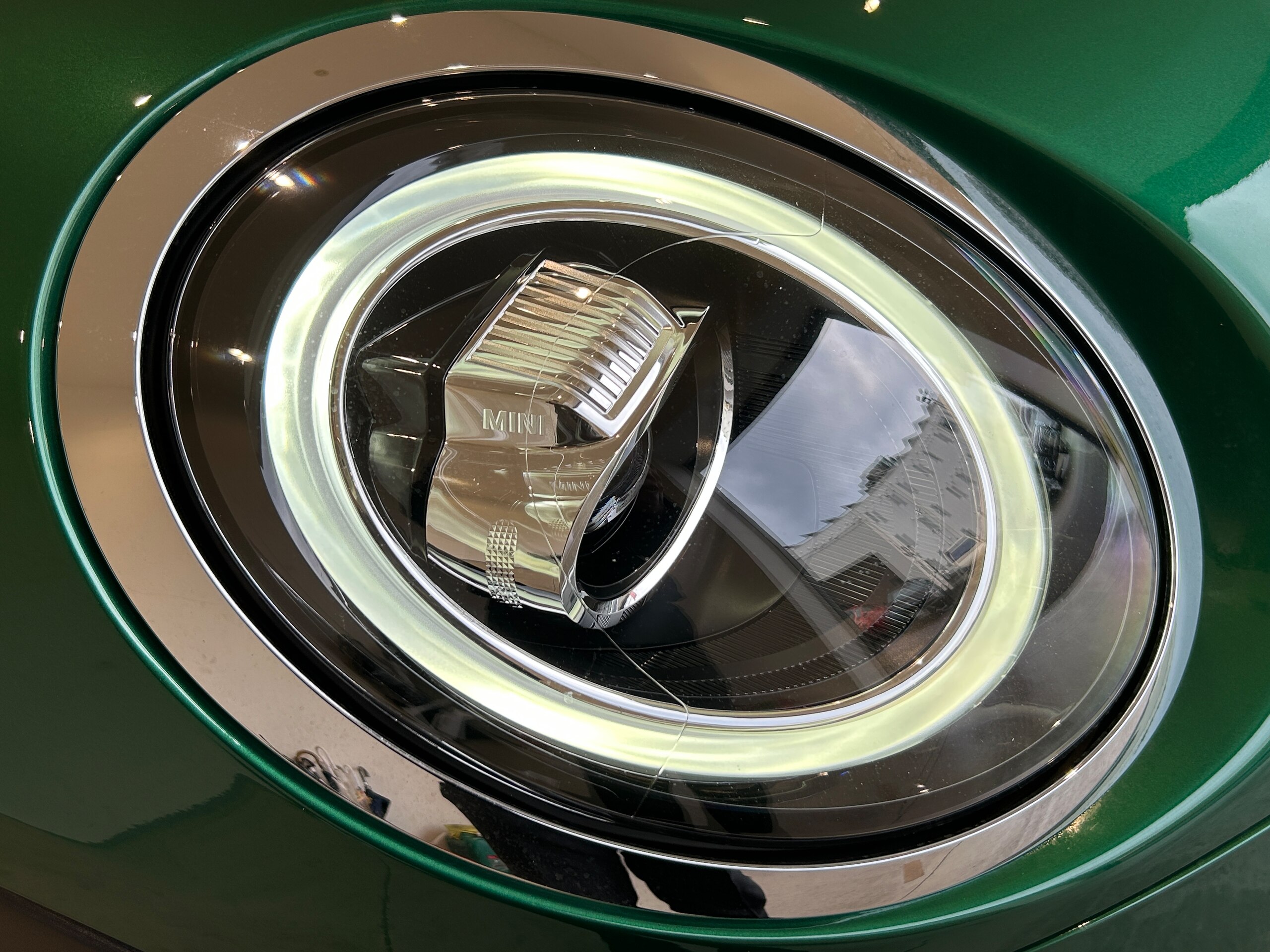 Mini Cooper S 5-Door 60 Years Edition DCT Limited Edition Brown Leather Seats Seat Heater ETC Genuine Navigation USB Bluetooth Full-Seg TV Intelligent Safety Back Camera Parking Sensors Adaptive Cruise Control (Green Tootone) — photo 7