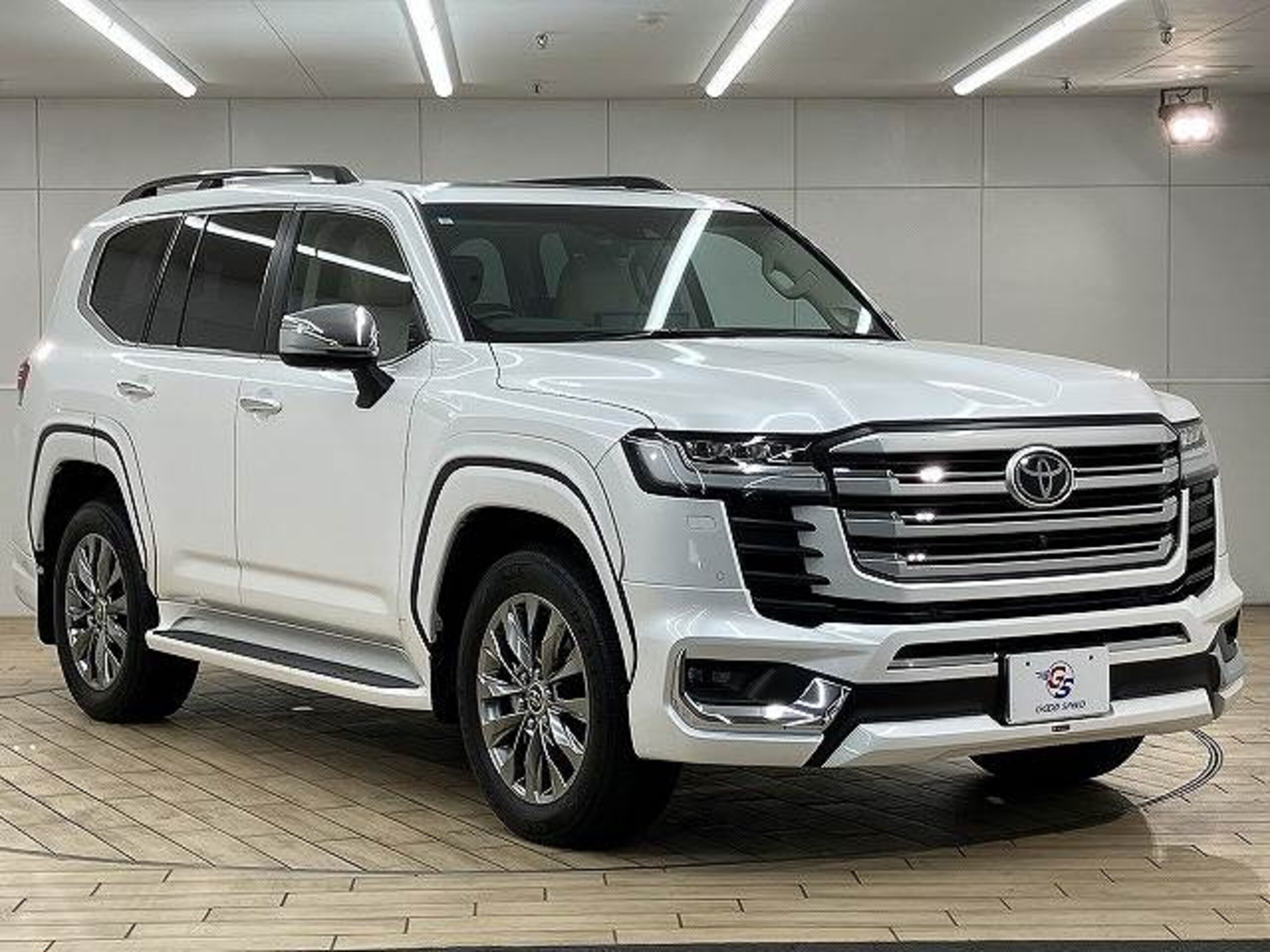 Toyota Land Cruiser 300 3.5 ZX 4WD — photo 9