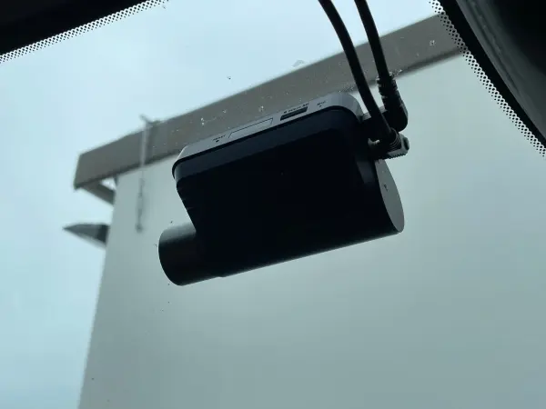 Volvo XC40 B4 AWD R Design 4WD 1 Owner SR Apple CarPlay Harman Kardon 360 Camera Power Back Door Genuine Navi ACC Seat Heater Steering Heater Power Seat Presence Blind Spot Auto Light Rain Sensor Parking Assist (White) — photo 8