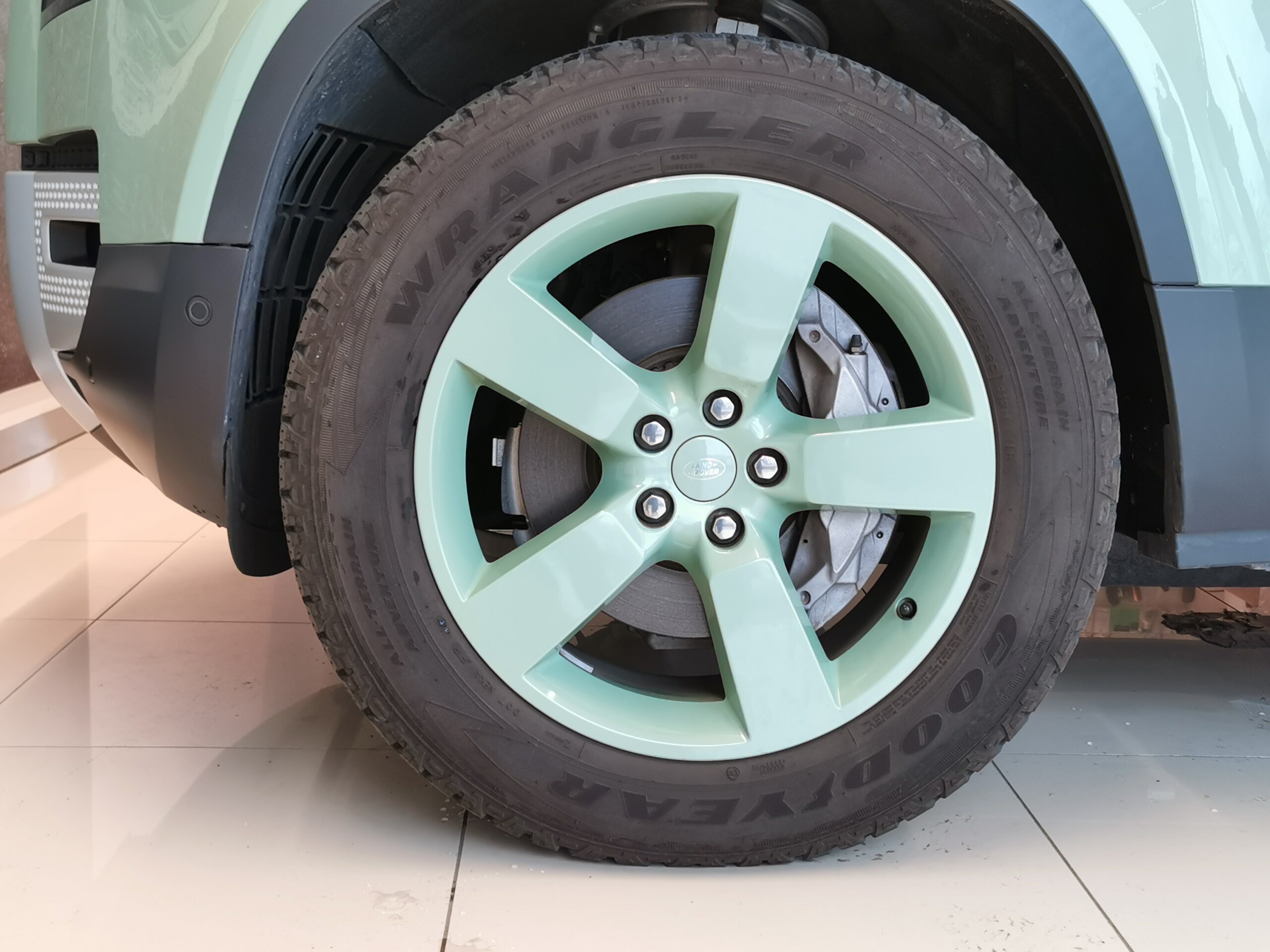 Land Rover Defender 110 75th Limited Edition Diesel Turbo 4WD — photo 9