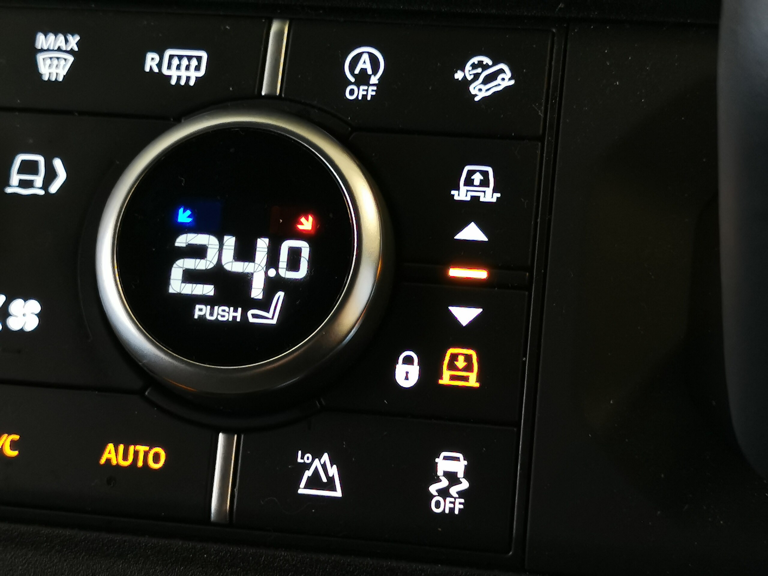 Land Rover Defender 110 75th Limited Edition Diesel Turbo 4WD — photo 7