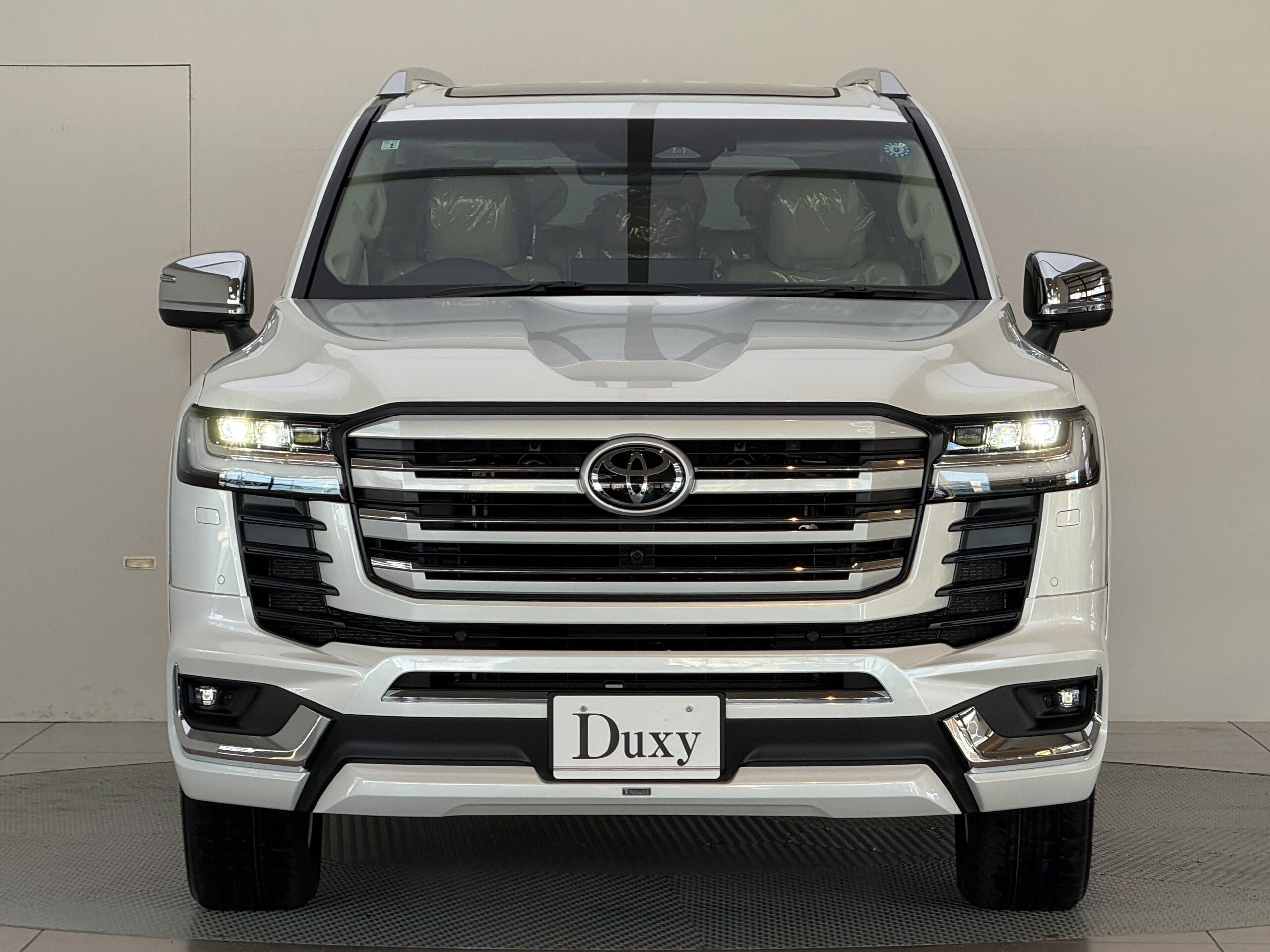 2026 Toyota Landrcuiser 300 — photo 2