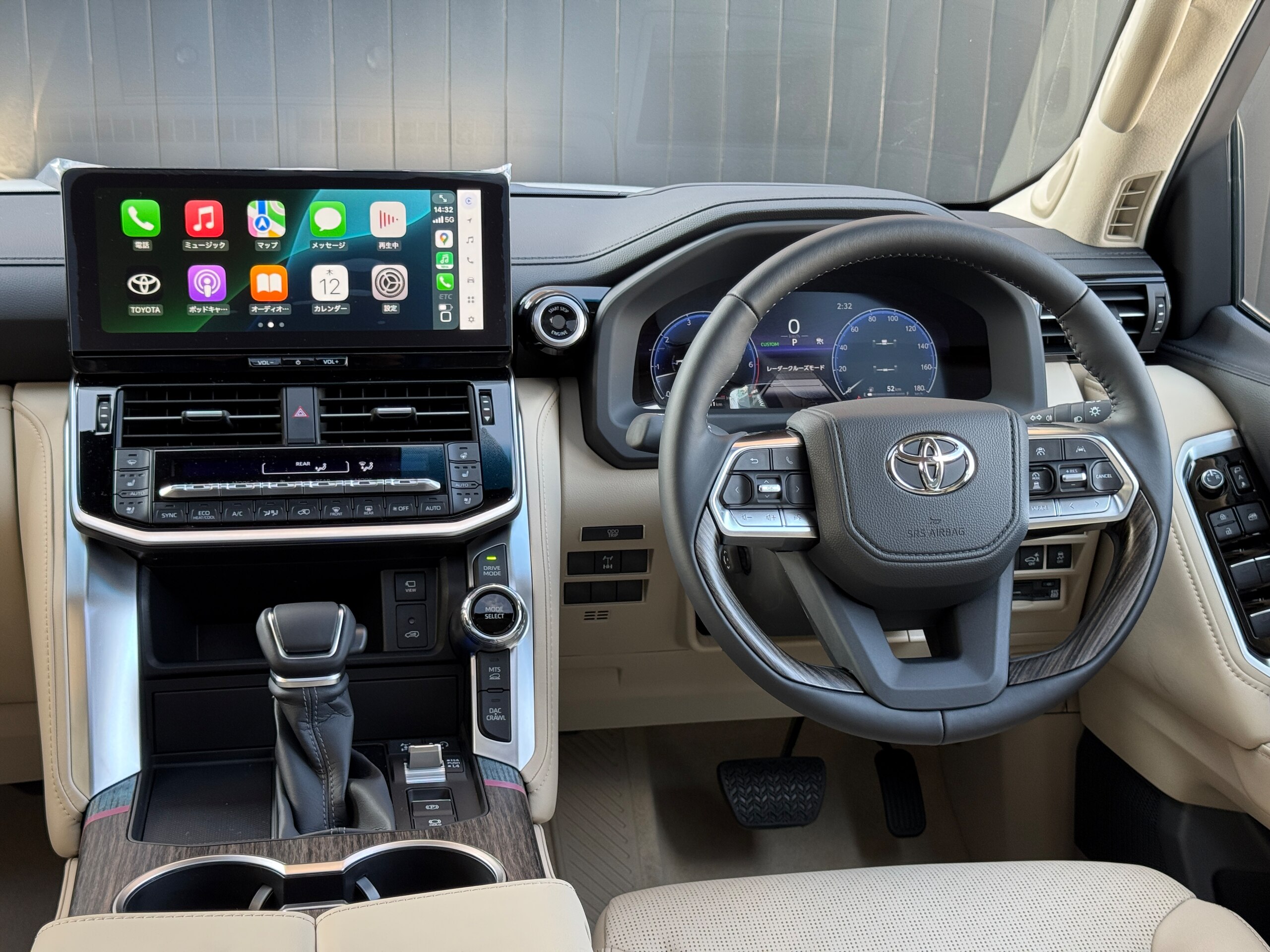 Toyota Land Cruiser 300 3.5 ZX 4WD 2026 Model Modellista Aero + Rear Spoiler 12.3-inch JBL Premium Navigation Rear Entertainment System Cool Box Electric Diff Lock Tire Pressure Sensor Cold Weather Specification Tonneau Cover Roof Rail Beige Interior (Precious White Pearl) — photo 8