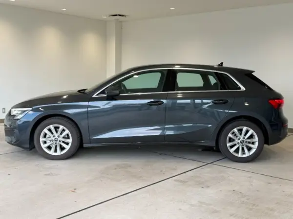 2021 Audi A3 Sportback — photo 3