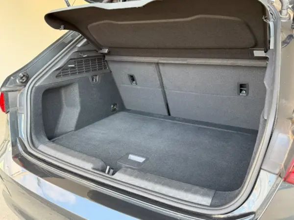 Audi A3 Sportback 30 TFSI — photo 8