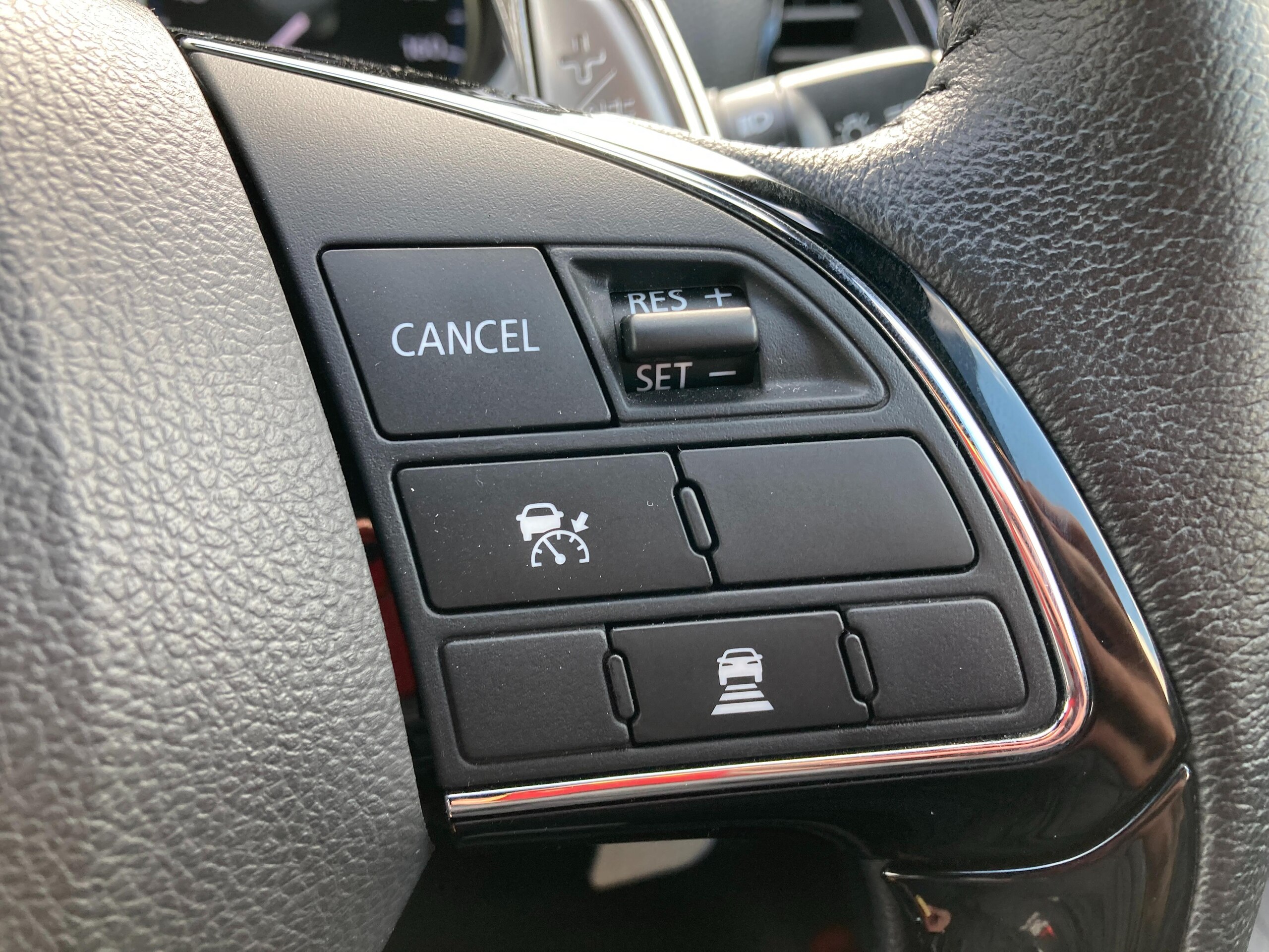 Mitsubishi Eclipse Cross PHEV 2.4 P 4WD — photo 7