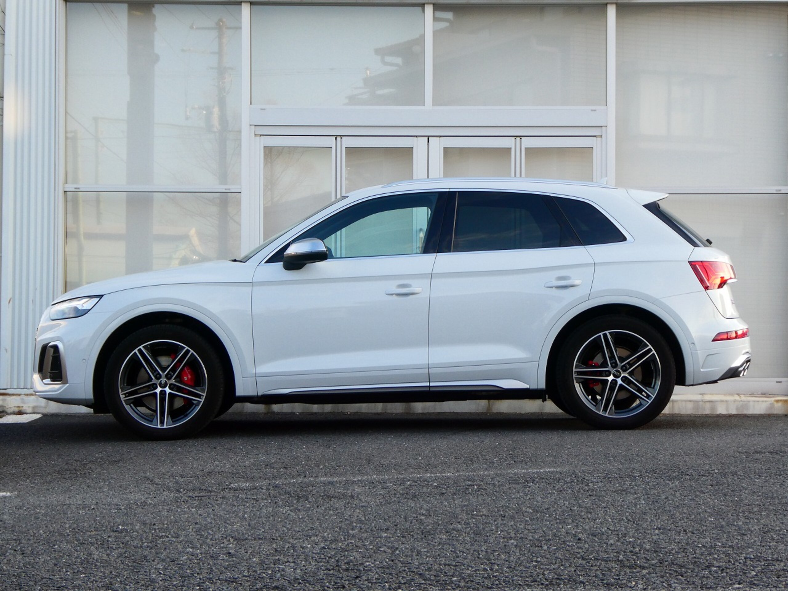2025 Audi Sq5 — photo 3