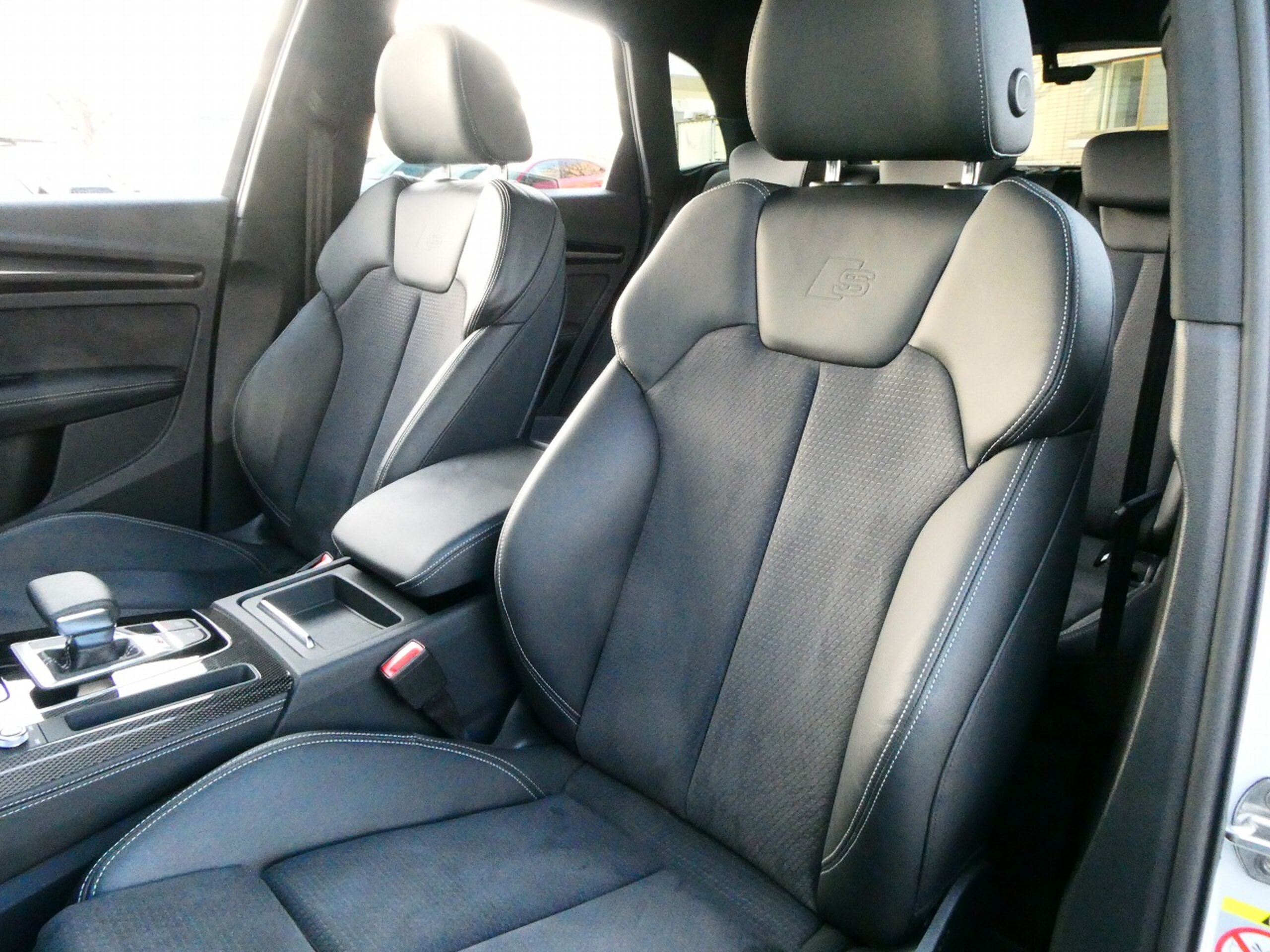 Audi SQ5 3.0 4WD — photo 9