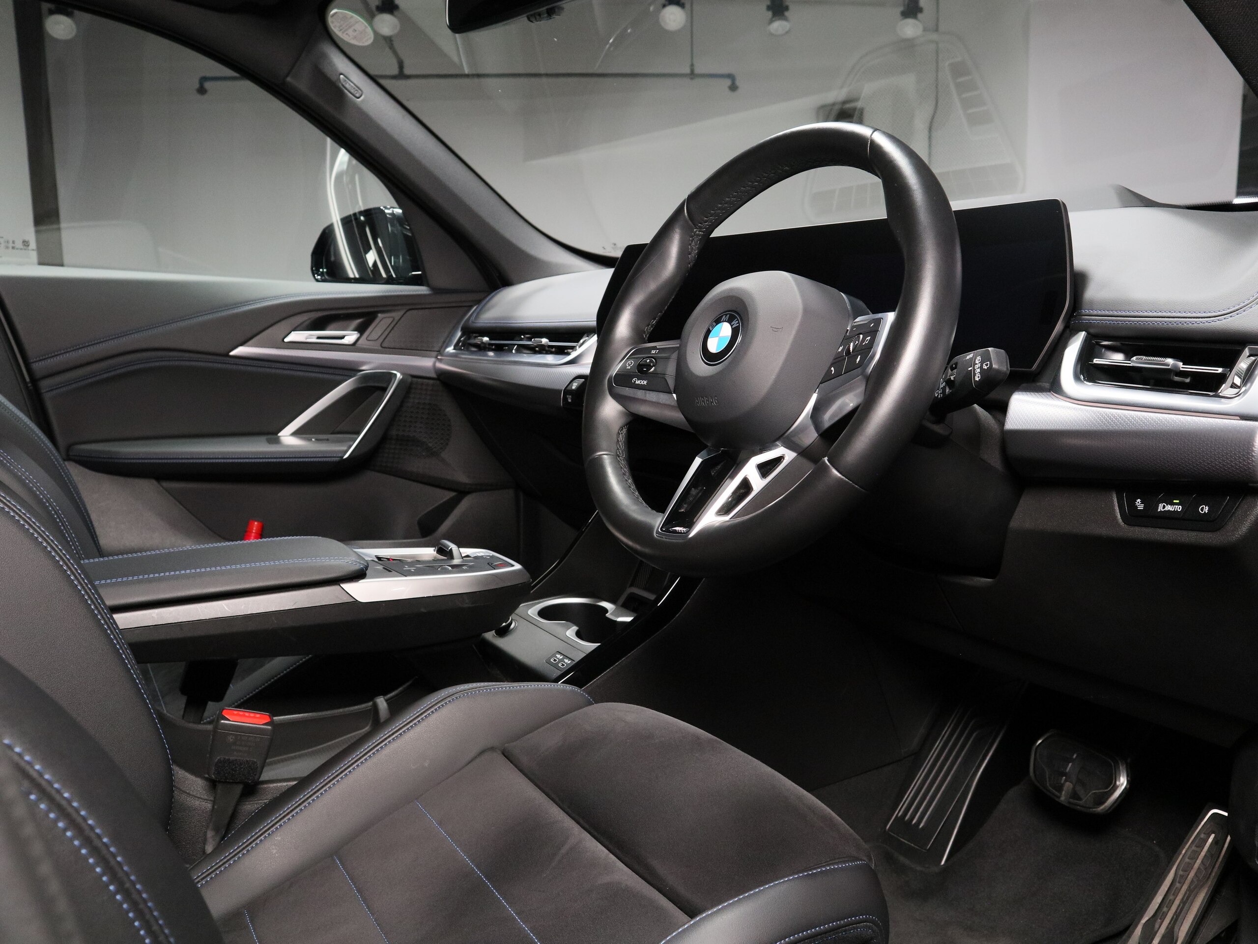 2023 Bmw X1 — photo 2