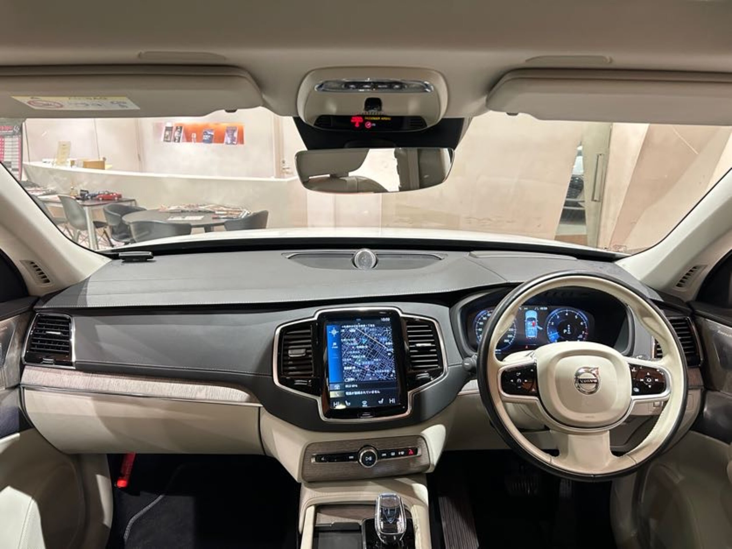 2020 Volvo Xc90 — photo 2